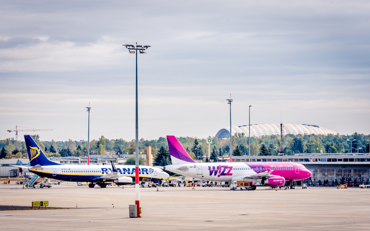 Photo: Poznań-Ławica Airport - grafika artykułu
