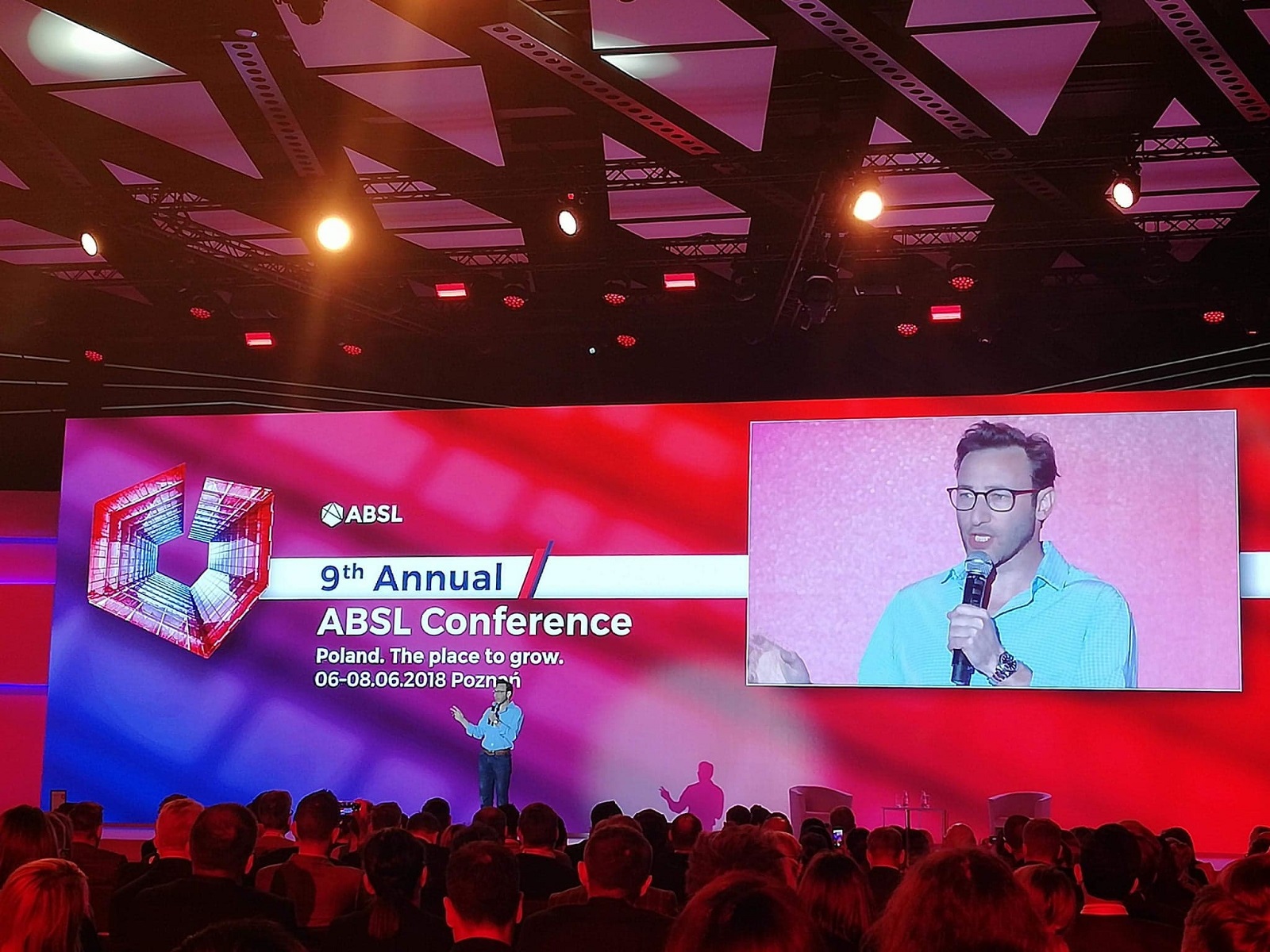 special guest Simon Sinek - grafika artykułu
