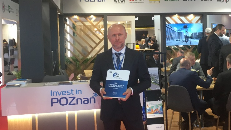 Zastępca Prezydenta Miasta Poznania Bartosz Guss z nagrodą fDI Polish Cities of the Future 2019/20