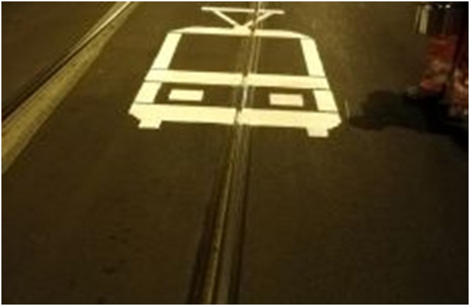 Piktogramy - ile miejsca zajmuje tramwaj