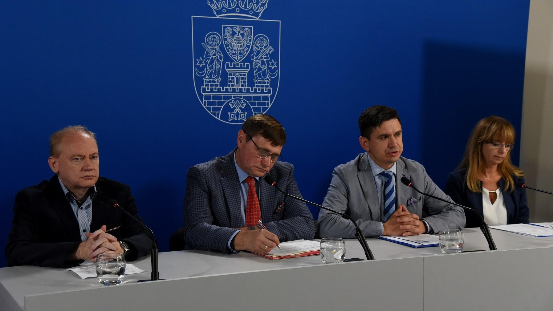 Konferencja w sprawie wyników pierwszego etapu rekrutacji do szkół średnich (liceów, techników i szkół branżowych)