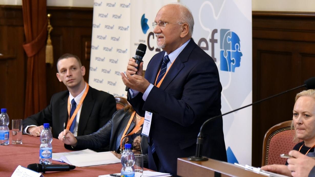 Pierwszy dzień New Education Forum odbył się w Collegium Minus Uniwersytetu im. Adama Mickiewicza.
