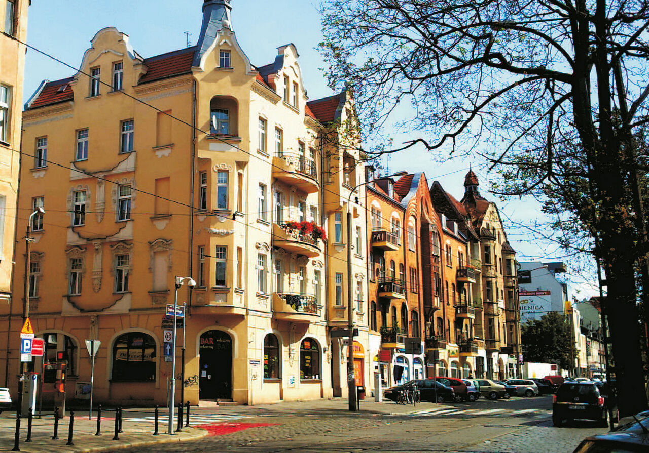 j - grafika artykułu