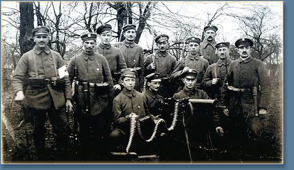 Zdjęcia ze zbiorów Wielkopolskiego Muzeum Walk Niepodległościowych w Poznaniu - grafika artykułu