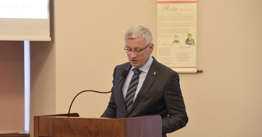 Podczas sesji rady miasta prezydent Jacek Jaśkowiak zaapelował do miejskich radnych o pomoc w powstrzymaniu szkodliwych dla wszystkich gmin, zmian legislacyjnych