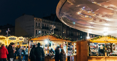 Świąteczny kiermasz na rynku Łazarskim potrwa do 19 grudnia