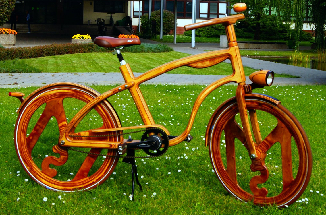 rower z drewna - grafika artykułu