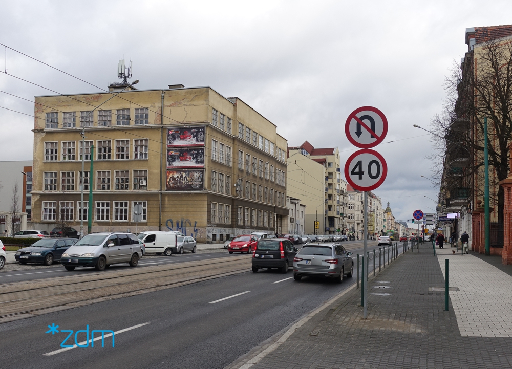 Ulica Głogowska. Znaki zakazujący zawracania i ograniczenia prędkości - grafika artykułu
