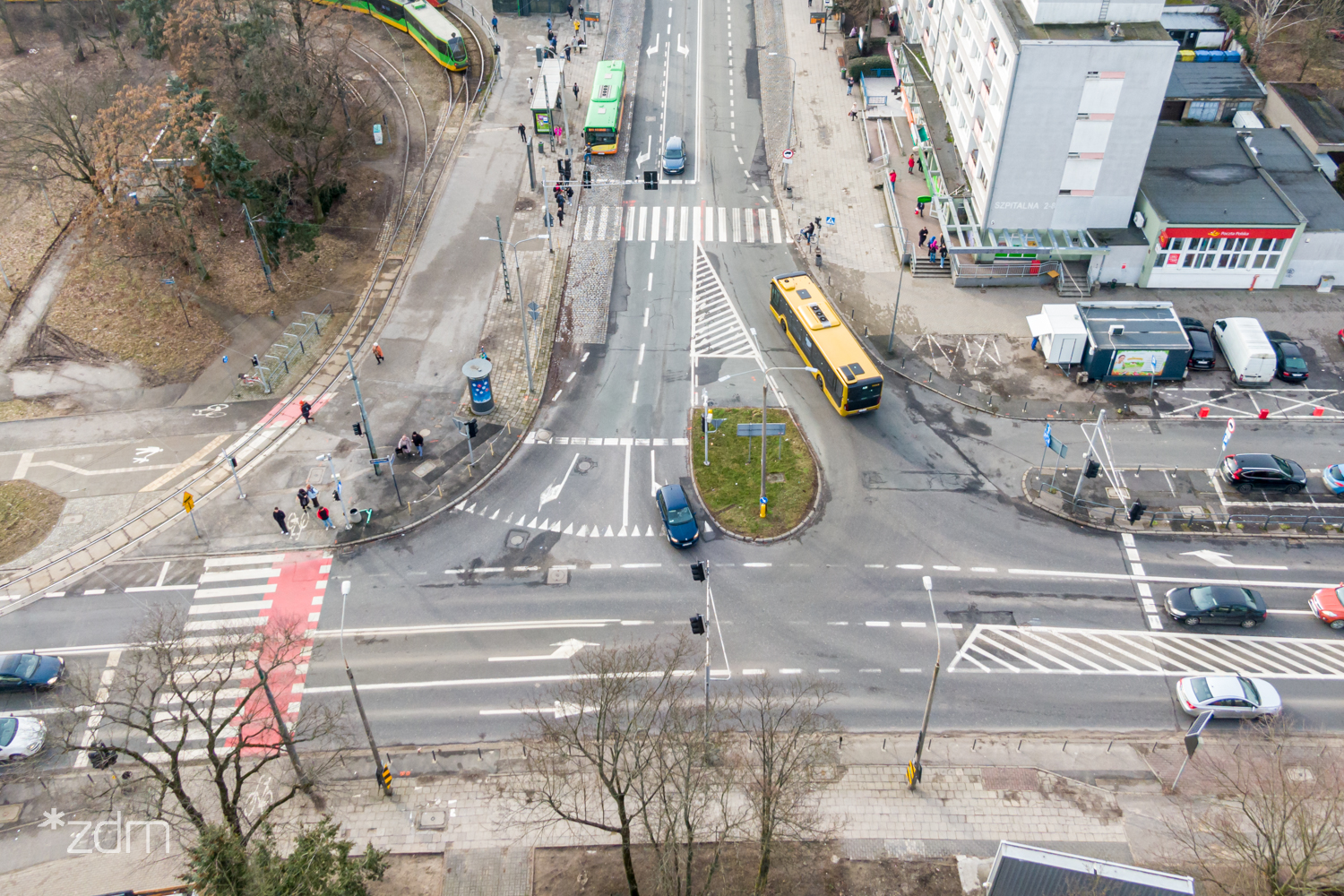 Zdjęcia ze skrzyżowania ulic Szpitalnej i Dąbrowskiego na Ogrodach - grafika artykułu