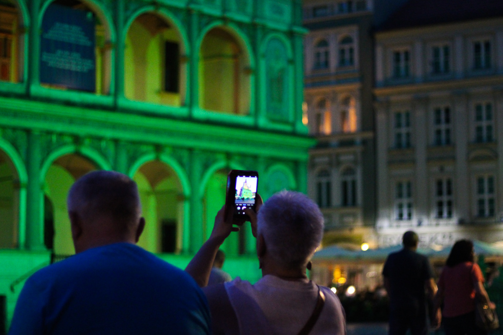 W środę wieczorem wiele poznańskich obiektów rozbłysnęło na zielono - grafika artykułu