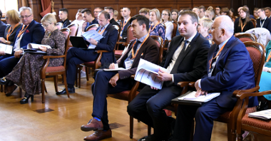 Pierwszy dzień New Education Forum odbył się w Collegium Minus Uniwersytetu im. Adama Mickiewicza.