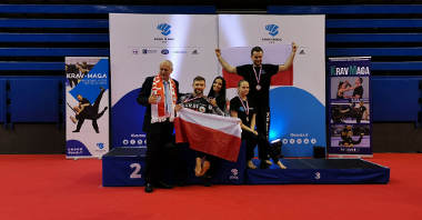 Poznańscy zawodnicy na podium Pucharu Świata w Krav-Madze w Paryżu