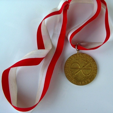 Medal 1 - grafika artykułu
