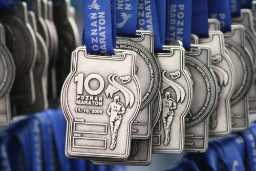 Medale pamiątkowe Poznańskiego Maratonu - grafika artykułu