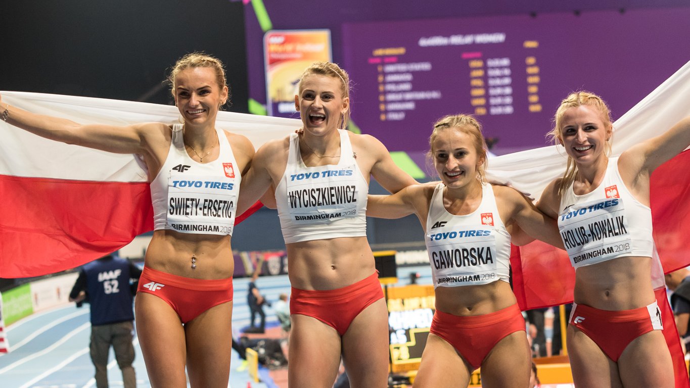 Sztafeta kobiet 4x400m fot. Tomasz Kasajniuk (źródło: www.pzla.pl)