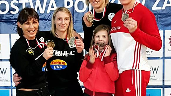 zapaśniczki WKS Grunwald Poznań źródło: Monika Michalik facebook