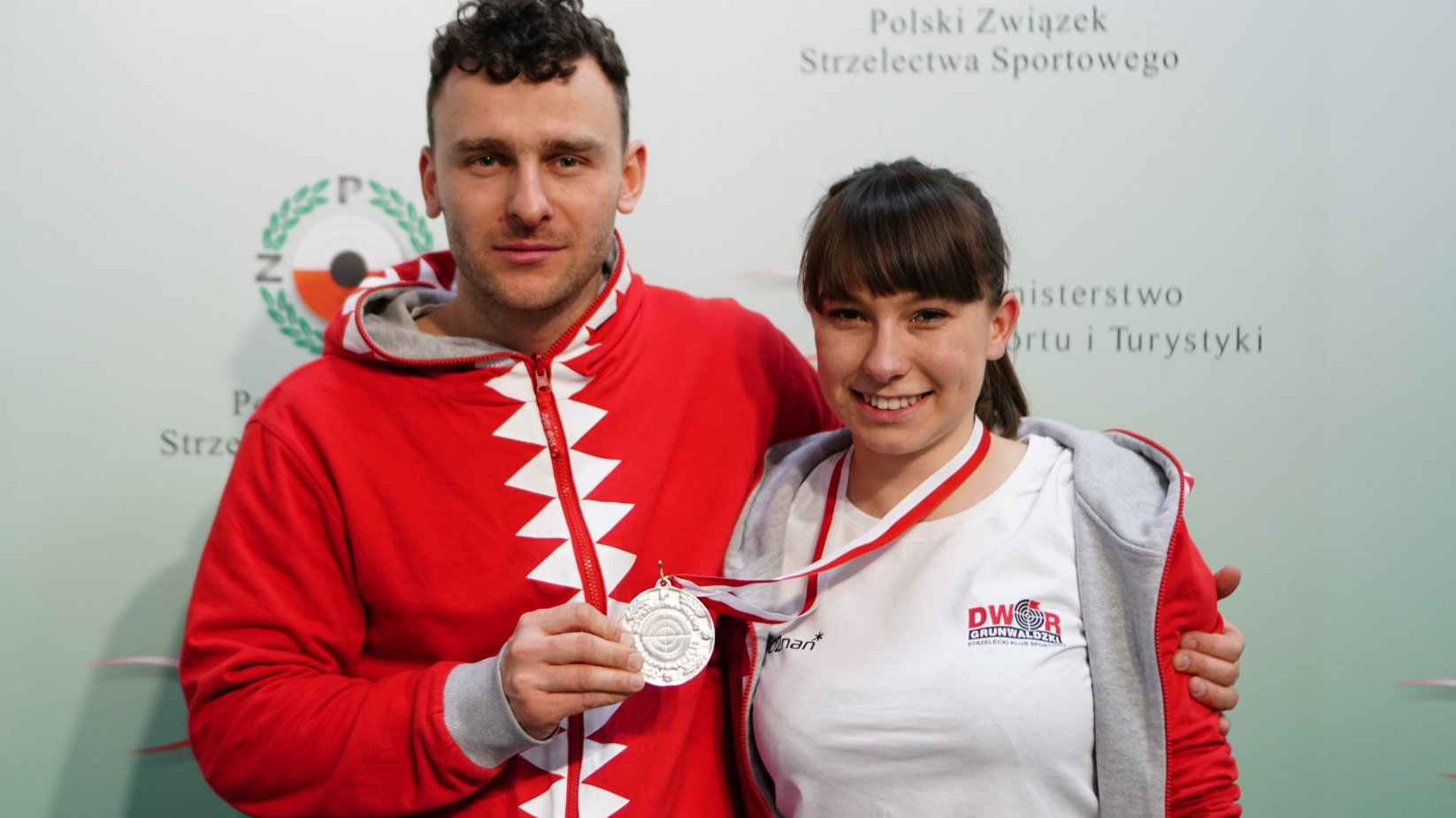 zawodniczka z trenerem