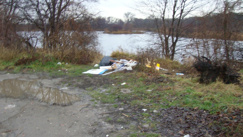 Wysypisko odpadów w rejonie Szachty