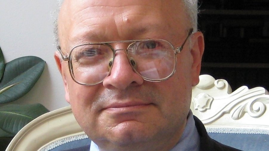 Prof. Alessandro Minelli