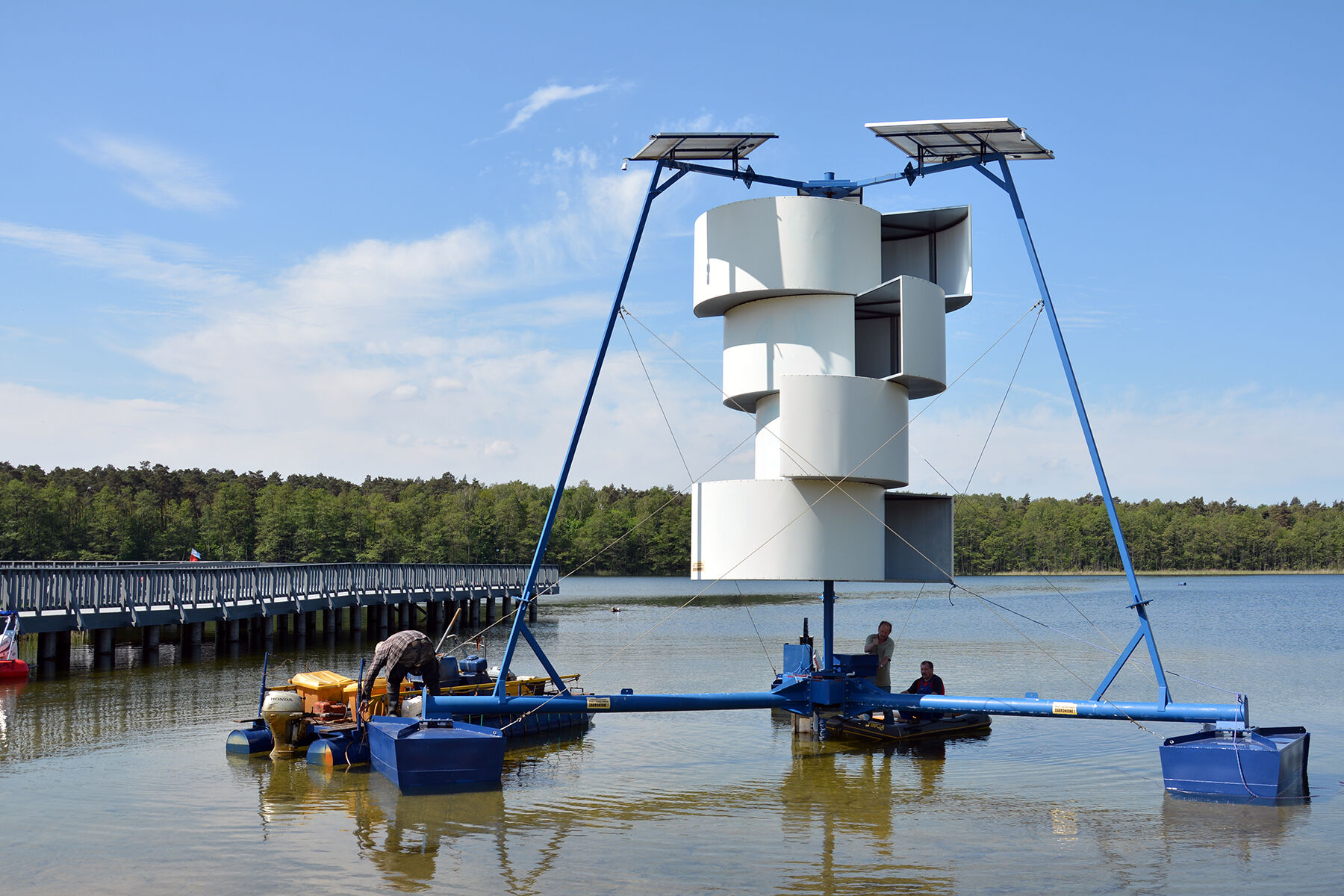 Aerator na Jeziorze Strzeszyńskim