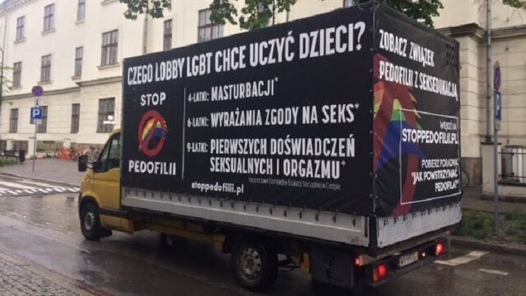 Źródło: Kampania Przeciw Homofobii - grafika artykułu