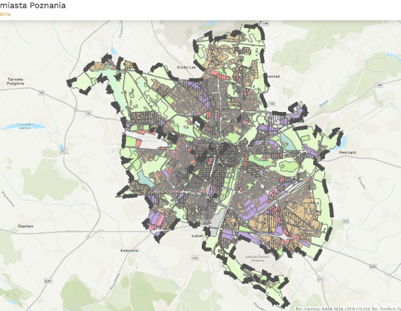 mapa urbanistyczna z zaznaczonymi granicami miasta Poznania i obszarami na terenie miasta