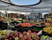 Targowiska, rynki, place