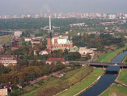 zdjęcie lotnicze fragmentu Ostrowa Tumskiego w Poznaniu z roku 1993
