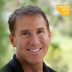 Nicholas Sparks na zdjęciu.