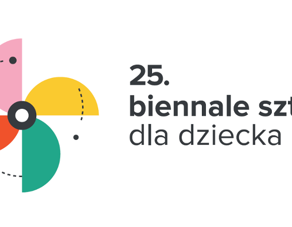 Właśnie wystartowała sprzedaż biletów online na wydarzenia, które odbędą się w Poznaniu od 25 maja do 1 czerwca 2025 roku Baner, który reklamuje 25. biennale sztuki dla dziecka z symbolicznym kolorowym wiatrakiem.