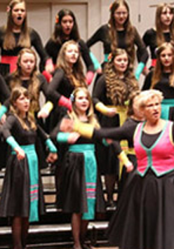 Alicja Szeluga ze swoim chórem