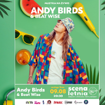 Artysta na zielonym tle, za nim żółte okulary słoneczne, kawałek arbuza, drink z kawałkiem pomarańczy i czereśnią, żółty mikrofon.