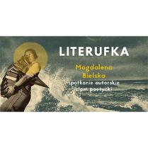 Baner: kobieta trzyma stertę książek, w tle morze.