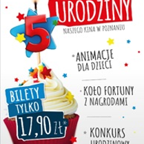 Baner z napisem "5 urodziny kina Helios".