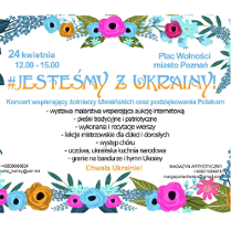 Informacje o wydarzeniu w otoczeniu kwiatów.