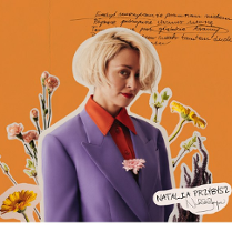 Zdjęcie artystki i nazwa wydarzenia.