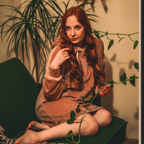 Baner promujący wydarzenie. Nazwa wydarzenia, data i zdjęcie Artystki.