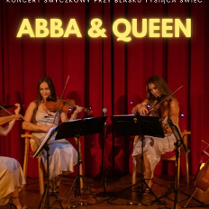 Baner promujący wydarzenie. Nazwa wydarzenia. W tle dwie skrzypaczki.