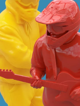 Baner z nazwą wydarzenia. Zdjęcie osób artystycznych.