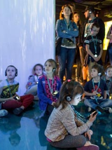 dzieci podczas oprowadzania, fot. Ł. Gdak