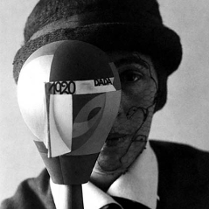 Foto. Człowiek w kapeluszu.