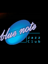 Na grafice logo klubu Blue Note. Niebieska nuta na czarnym tle i napis Blue Note.