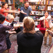 joga śmiechu w Księgarni