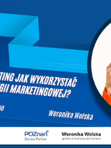 Grafika promocyjna szkolenia. Na zdjęciu informacje o szkoleniu oraz zdjęcie trenera w pomarańczowym garniturze oraz klawiaturą od komputera