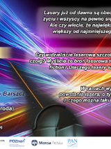 Plakat zawiera bardzo dużo szczegółowych informacji o wydarzeniu, napisanych drobnymi literami. Widoczne jest też małe zdjęcie wykładowcy oraz dużo kolorowych linii mających symbolizować lasery, a więc temat wykładu.