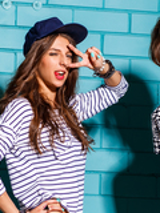 Zdjęcie promuje warsztaty Lato z fotografią dla młodzieży.