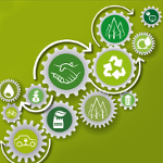 Logo: na zielonym tle zębatki a w środku symbole recyklingu.