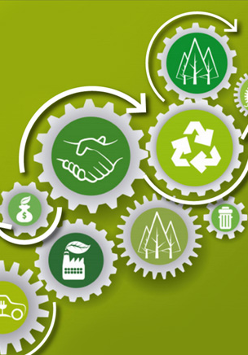 Logo: na zielonym tle zębatki a w środku symbole recyklingu.