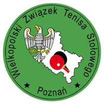 Logotyp Wielkopolskiego Związku Tenisa Stołowego - w środku biała mapa Wielkopolski z herbem i paletkami w kolorze czerwonym i czarnym. Wszystko na zielonym tle, a wokół czarna nazwa związku