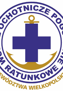 Logotyp WOPR Wielkopolska - w środku niebieskie krzyż ze złotą kotwicą. Wokół niebiesko-złoty napis na białym tle